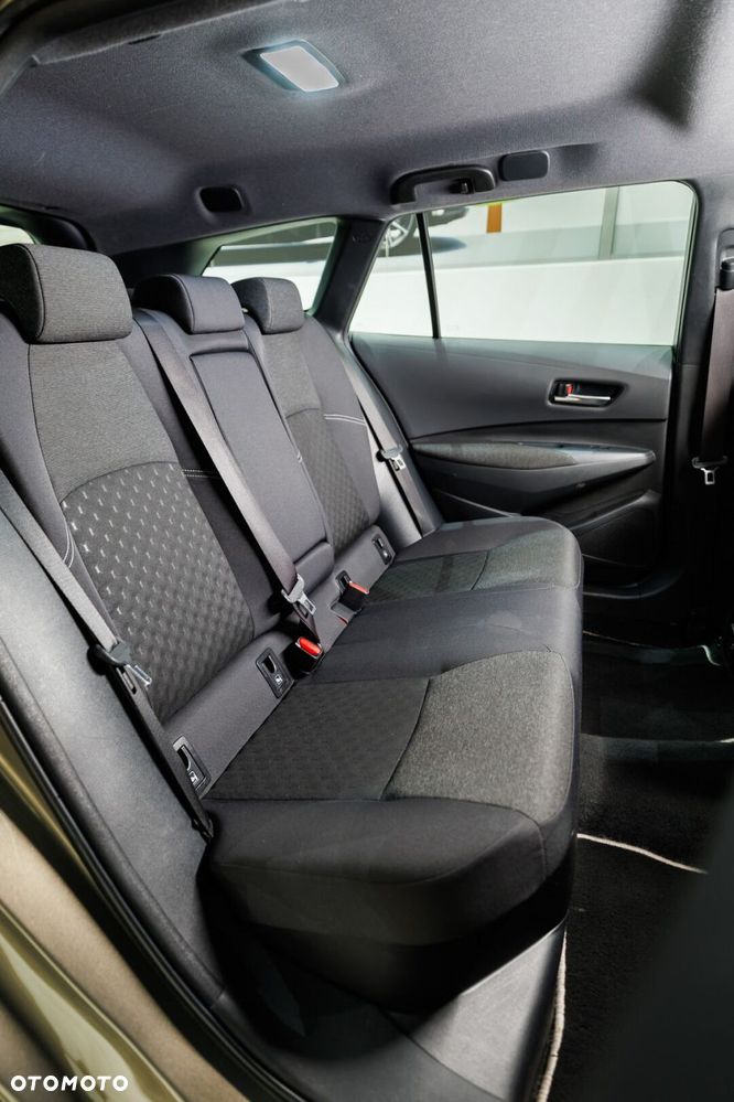 Toyota Corolla 1.8 Hybrid Comfort - 20