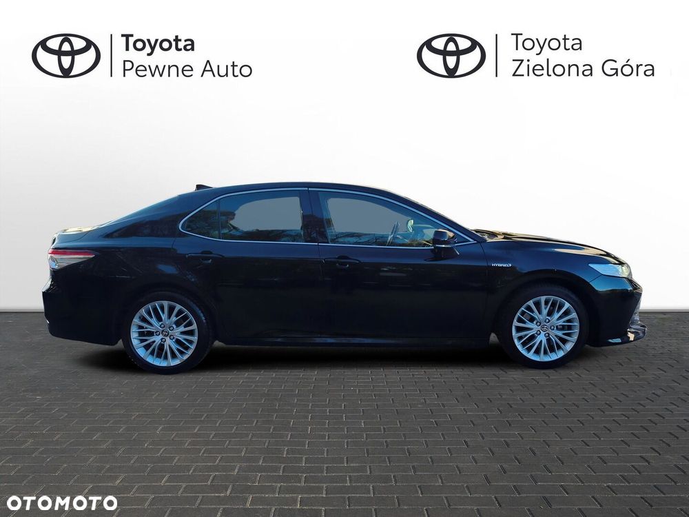 Toyota Camry 2.5 Hybrid Executive CVT - 6