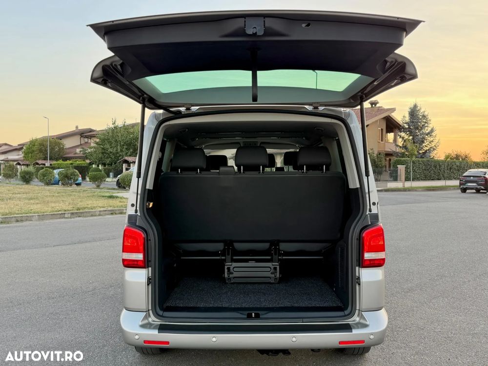 Volkswagen Caravelle 2012 photo 5