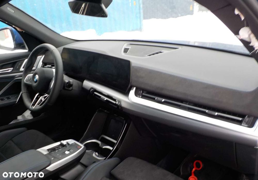 BMW X2 - 18