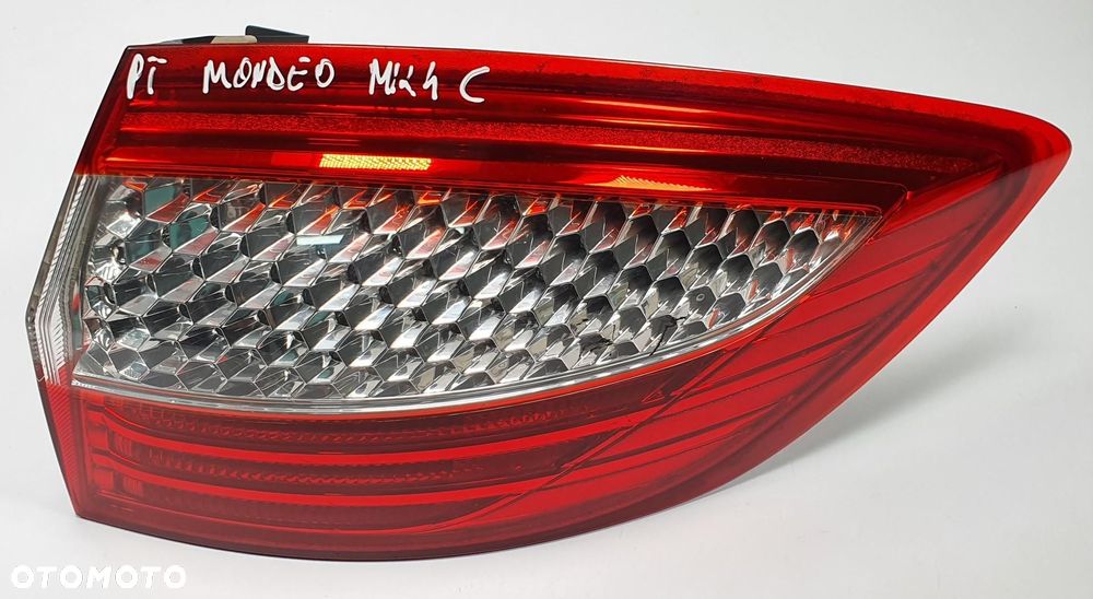 LAMPA PRAWY TYŁ TYLNA FORD MONDEO MK4 7S71-13404-B KOMBI EUROPA - 1