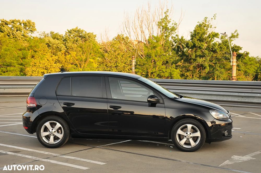 Volkswagen Golf 2.0 TDI DPF Trendline - 16