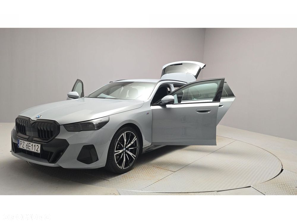 BMW Seria 5 - 13