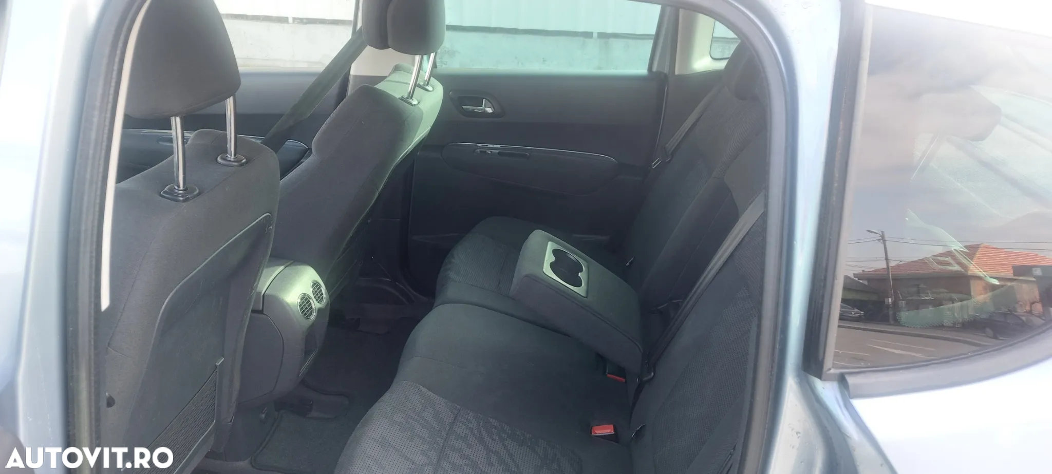 Peugeot 3008 2.0 HDI Premium Pack - 11