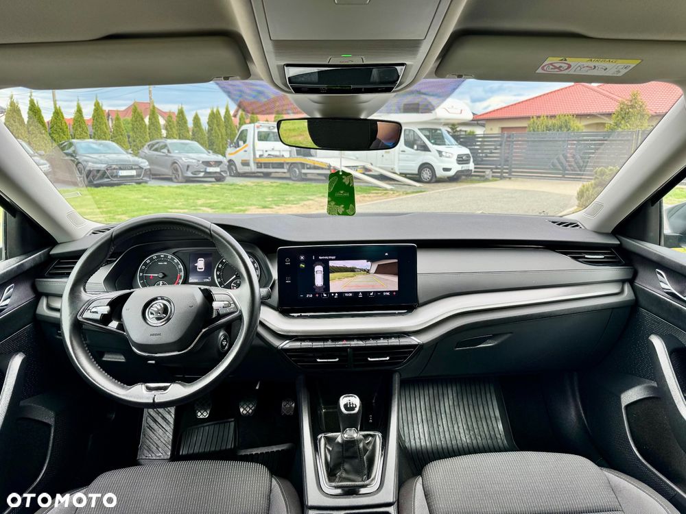 Skoda Octavia 2.0 TDI Style - 14