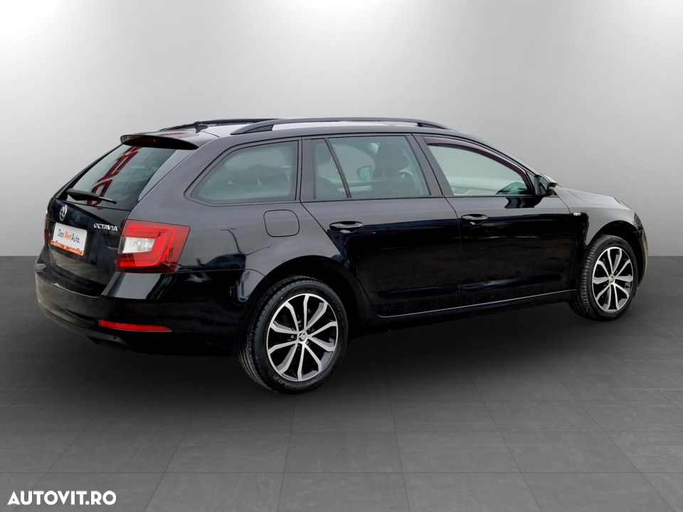 Skoda Octavia 2.0 TDI DSG Ambition - 7
