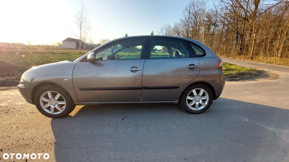 Seat Ibiza 1.4 16V Reference - 7