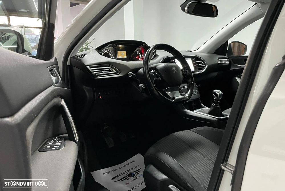 Peugeot 308 SW 1.6 BlueHDi Active - 22