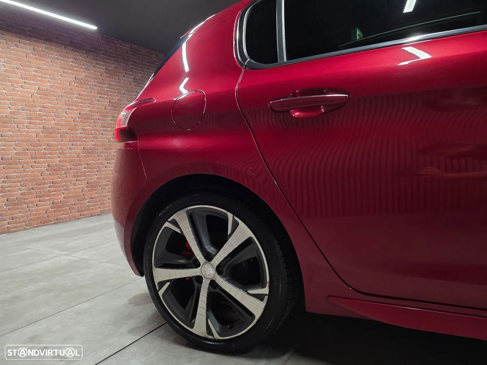 Peugeot 308 BlueHDi FAP 180 EAT8 Stop & Start GT - 34