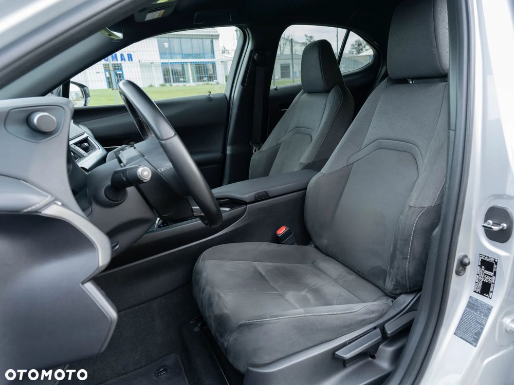 Lexus UX ver-250h-gpf-prestige-2wd - 16