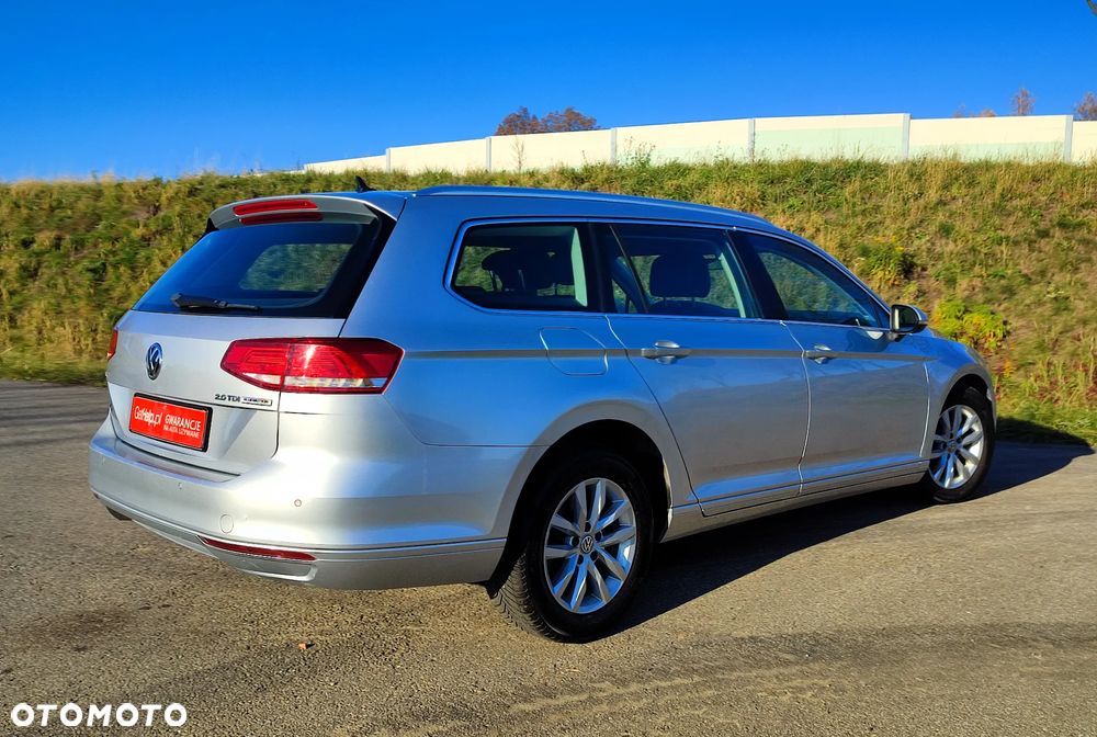 Volkswagen Passat 2.0 TDI SCR Business - 14