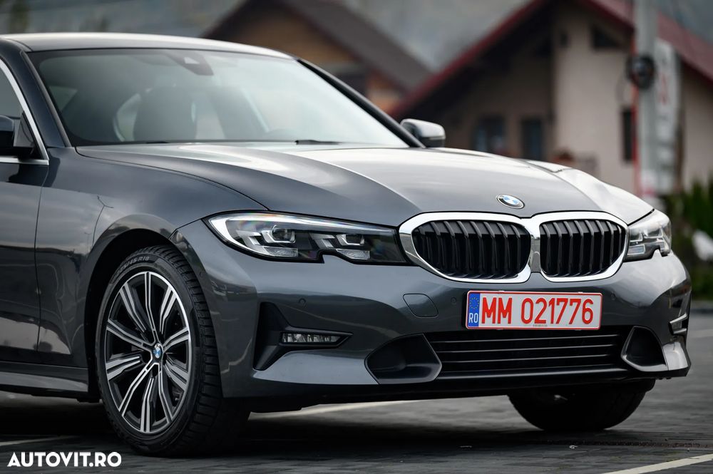 BMW Seria 3 330i AT - 6