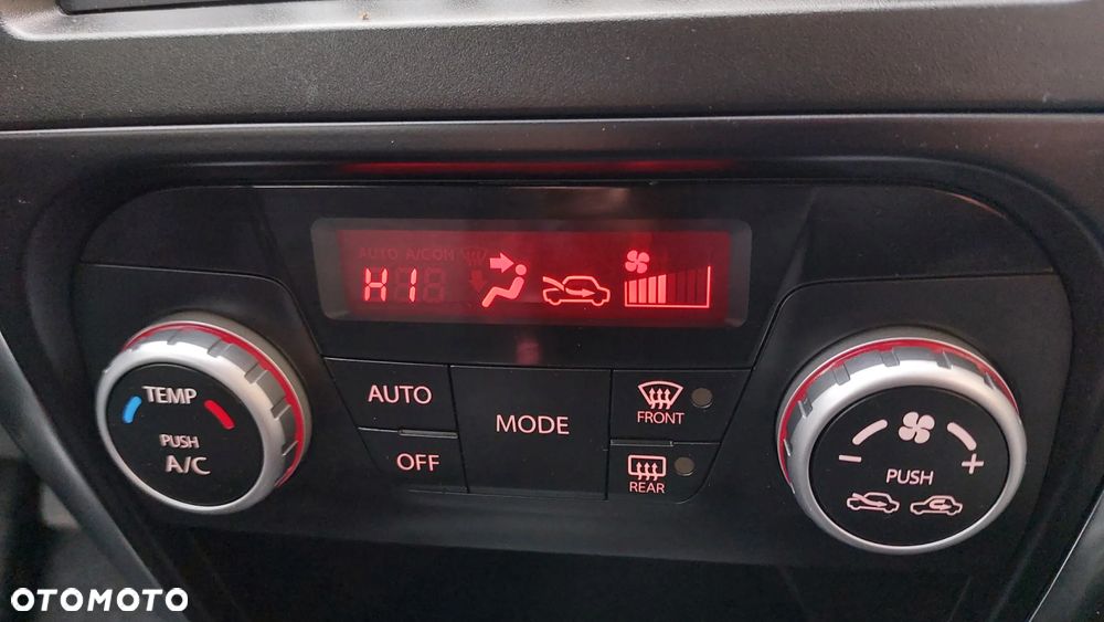 Suzuki SX4 1.6 Premium - 31