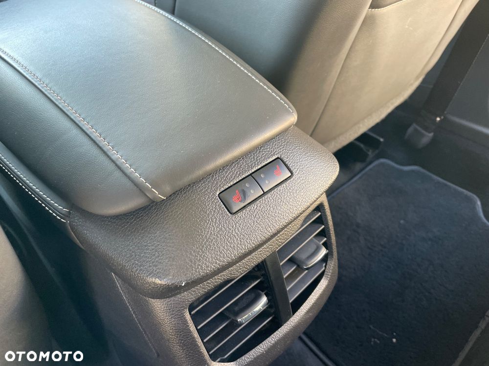 Ford Mondeo 2.0 EcoBoost Start-Stopp Autom Vignale - 16