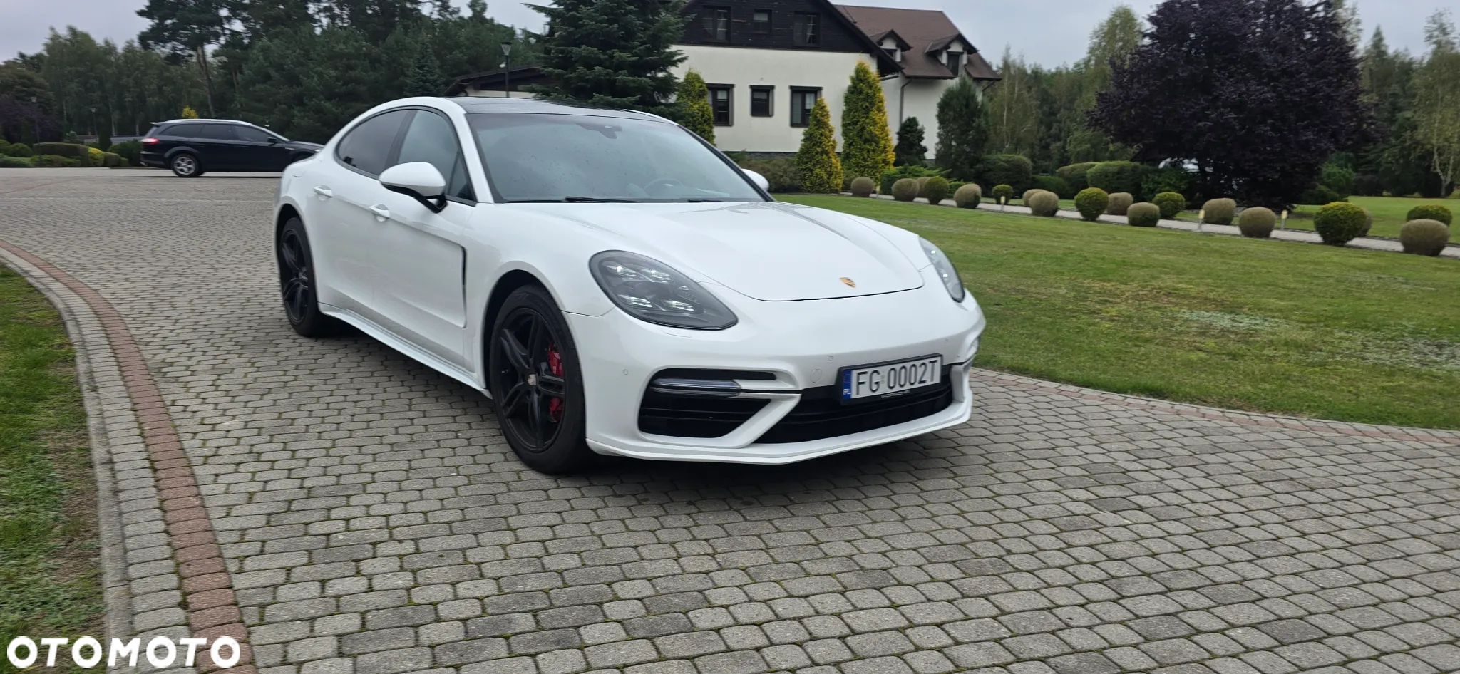 Porsche Panamera Standard - 13