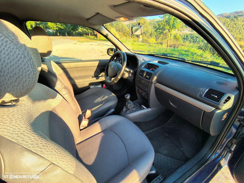 Renault Clio 1.5 dCi Confort Authentique - 6
