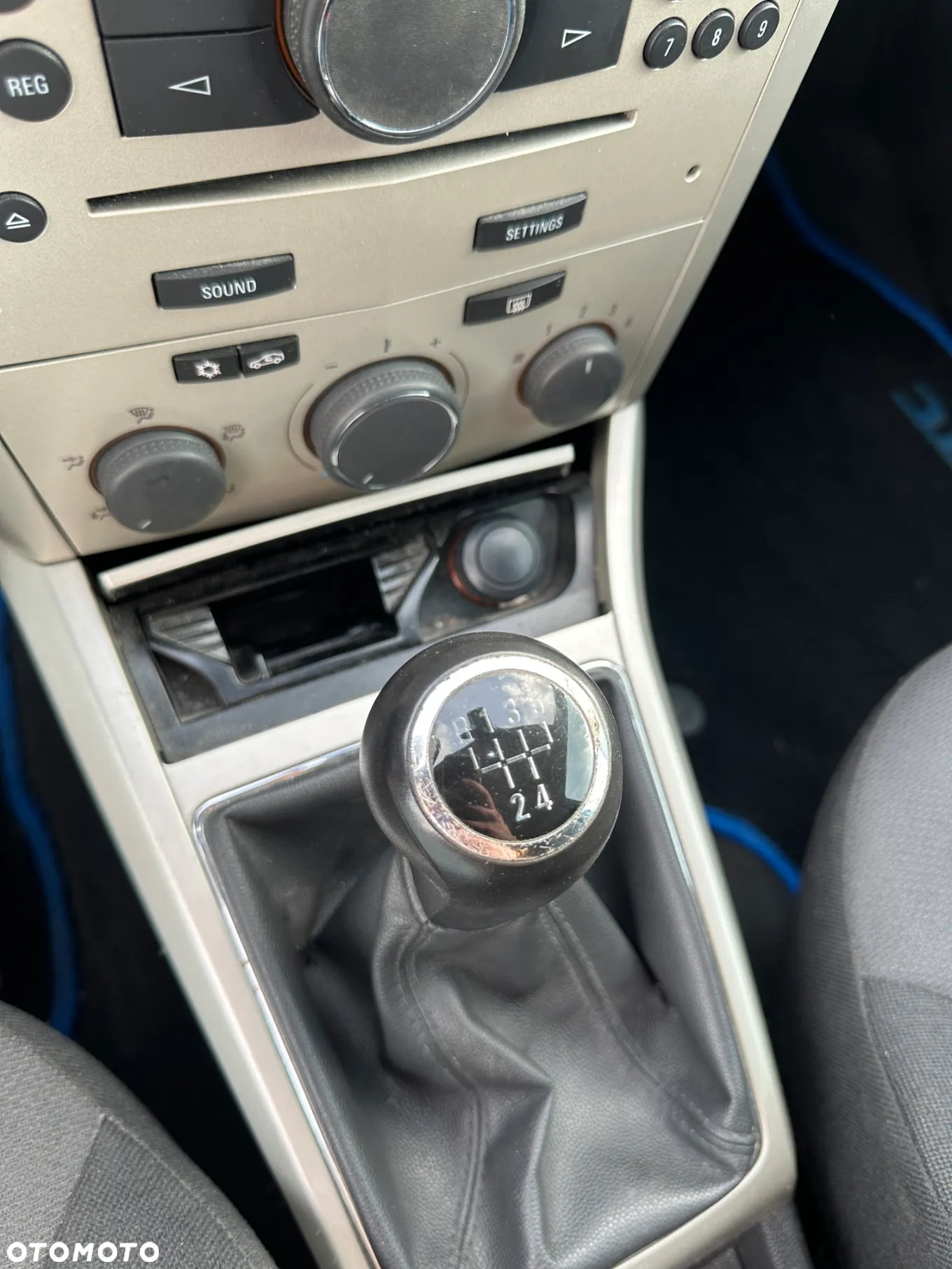 Opel Astra - 16