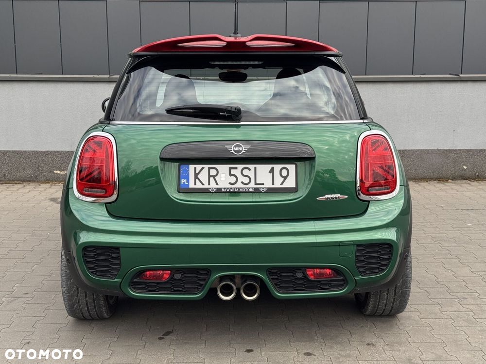 MINI John Cooper Works - 11