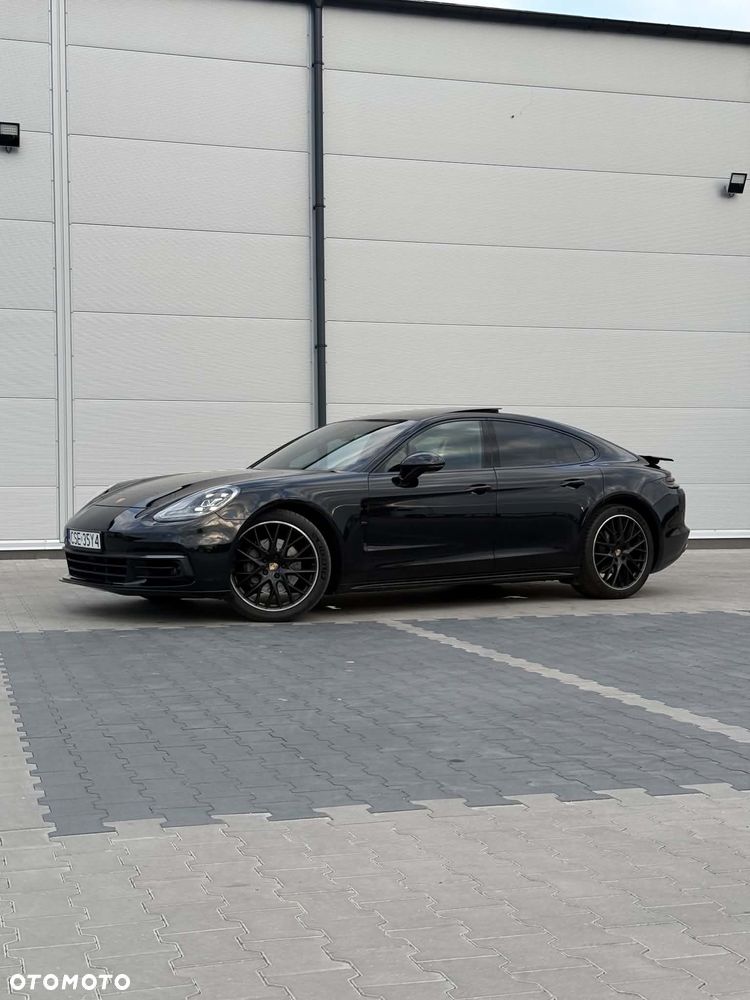 Porsche Panamera 4S - 2