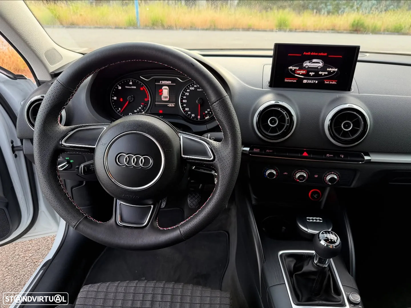 Audi A3 Sportback 1.6 TDI S line Sport Pack - 13