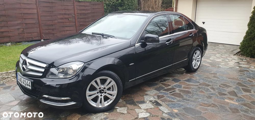 Mercedes-Benz Klasa C 180 CGI Automatik BlueEFFICIENCY Avantgarde - 6