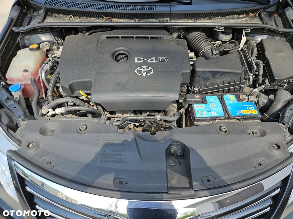 Toyota Avensis 2.0 D-4D Premium - 5