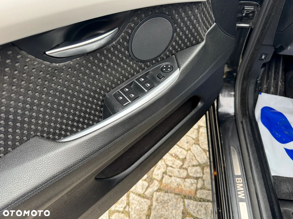 BMW 5GT 535i xDrive Gran Turismo - 28