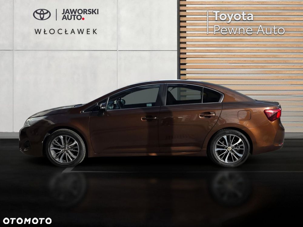 Toyota Avensis - 2