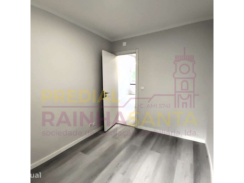 Apartamento T2 Remodelado em Benfica - Lisboa - Grande imagem: 5/11
