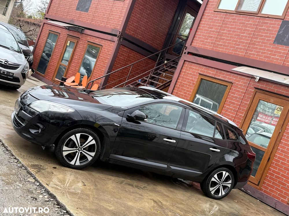 Renault Megane Grandtour TCe 130 BOSE Edition - 32