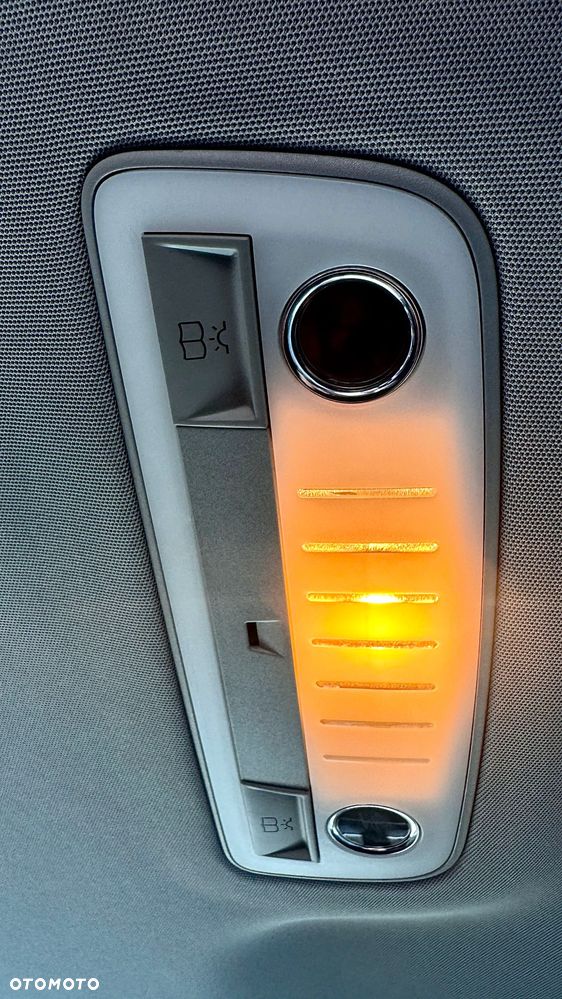 Mercedes-Benz Klasa E 250 CGI BlueEFFICIENCY Automatik Elegance - 23