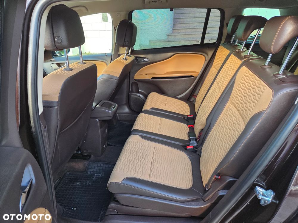 Opel Zafira 1.6 CDTI Cosmo - 3