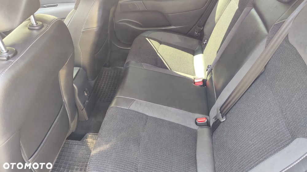 Citroën C4 e-HDi 115 Exclusive - 14
