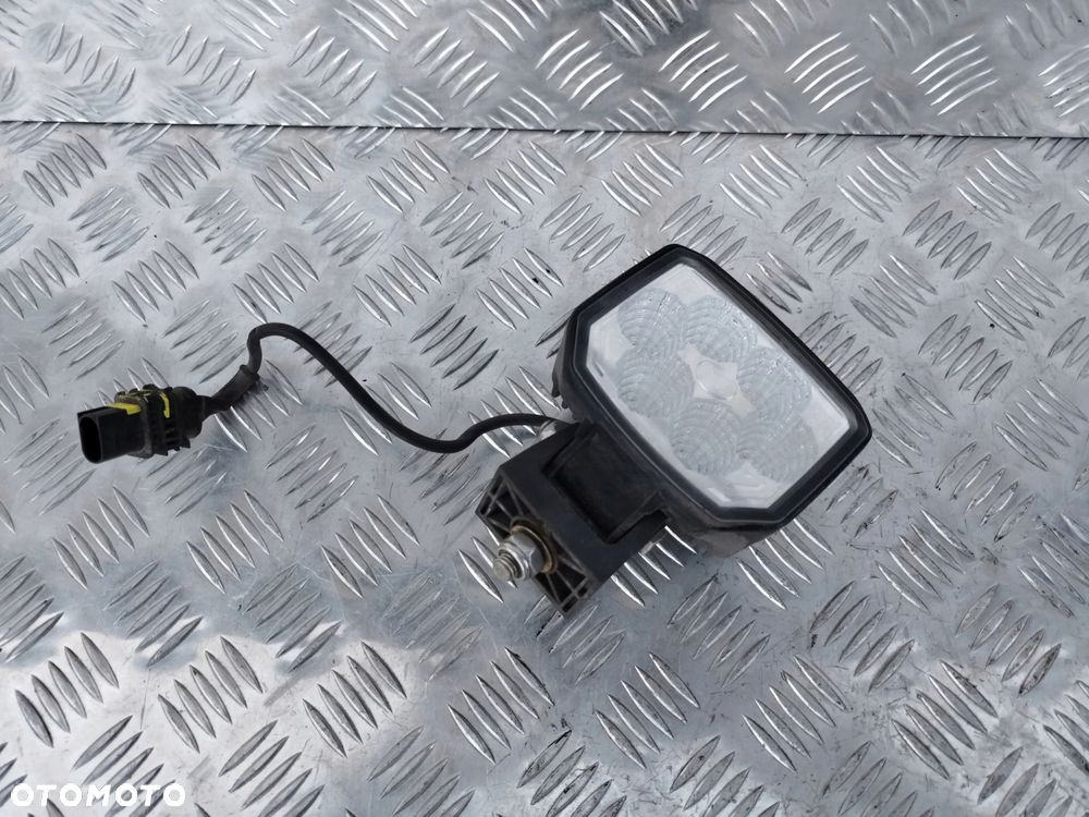 HALOGEN ROBOCZY HELLA DAF - 2