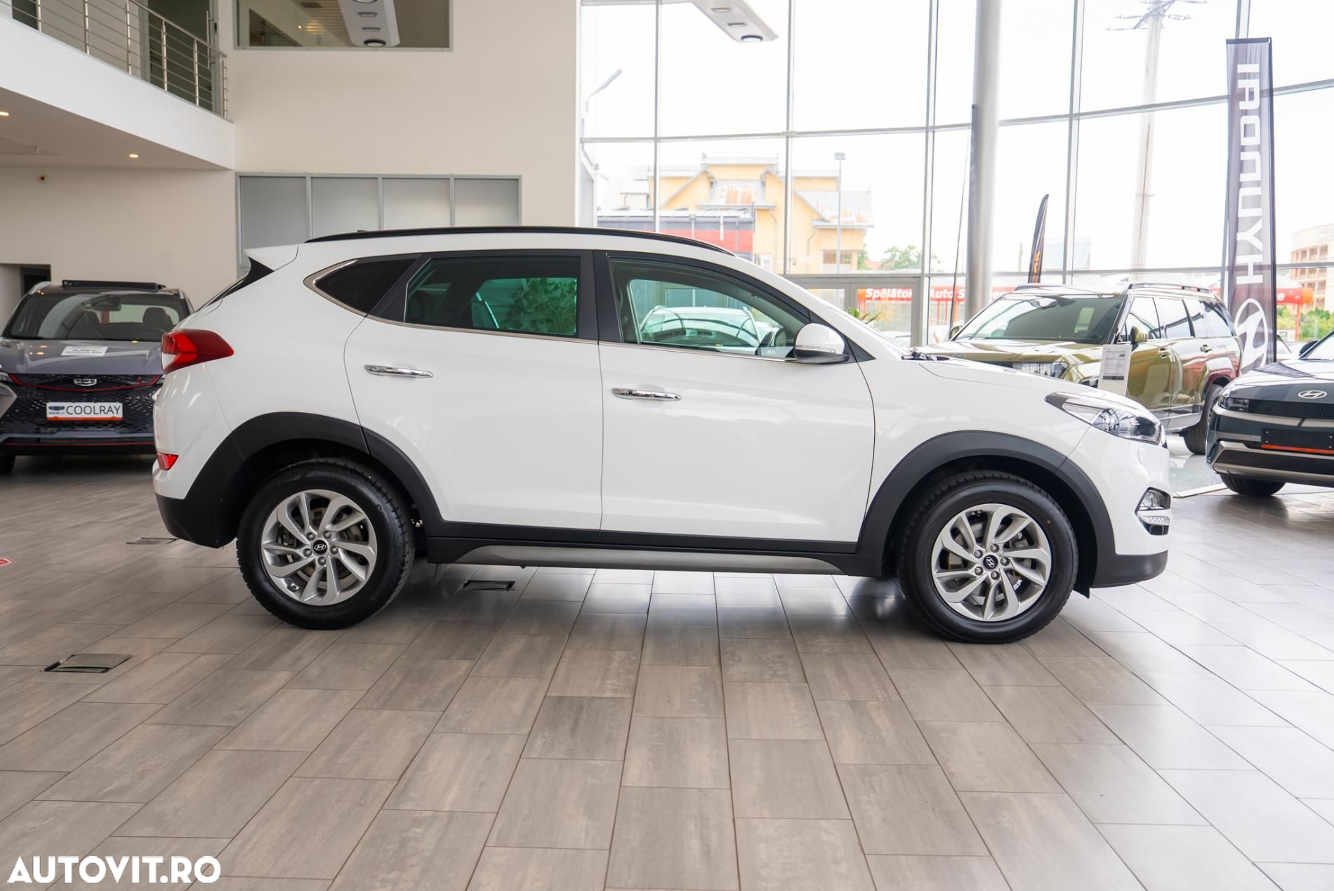 Hyundai Tucson blue 1.7 CRDi 2WD Style - 11