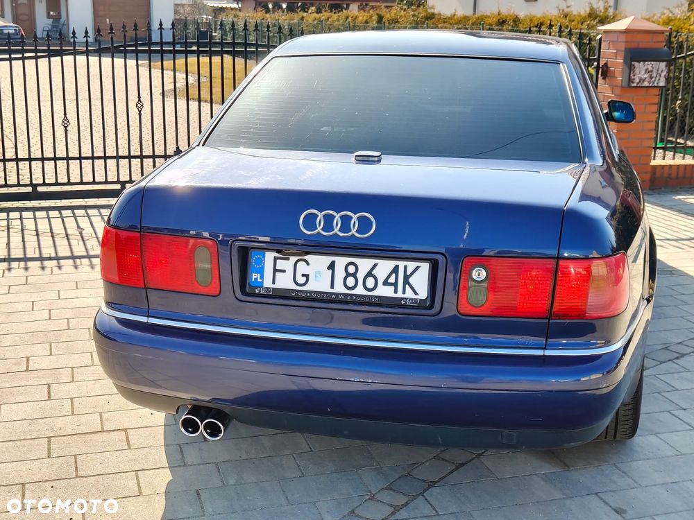 Audi A8 2.8 - 8