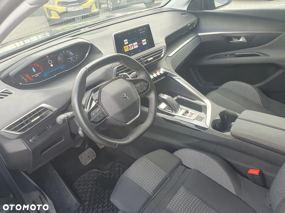 Peugeot 3008 1.2 PureTech Active Pack S&S EAT8 - 6