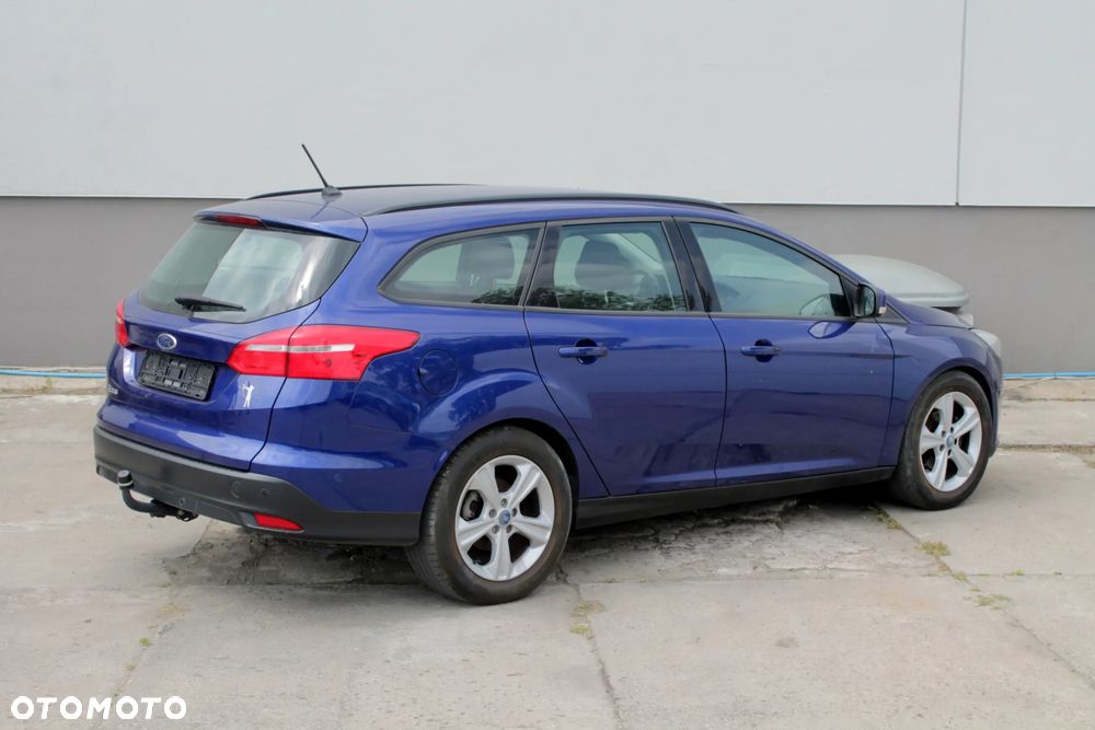 Ford Focus - 8