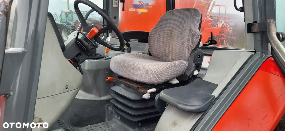 Massey Ferguson 4335 4X4 - 17