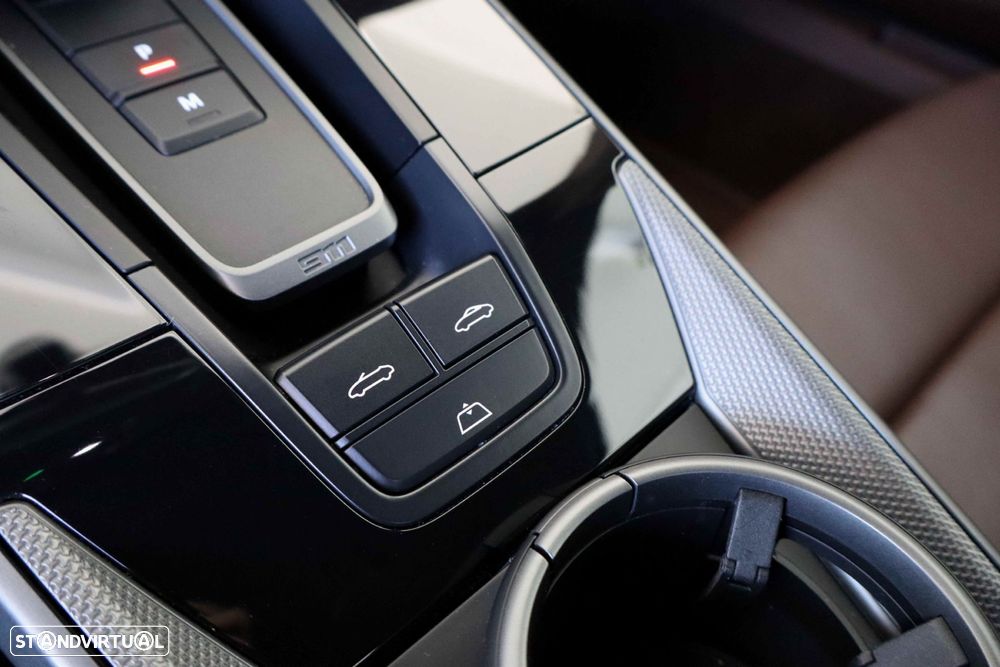 Porsche 911 (992) Carrera 4 PDK - 37