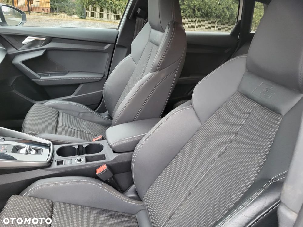 Audi A3 Sportback 2.0 TDI (clean diesel) S tronic S line Sportpaket - 39