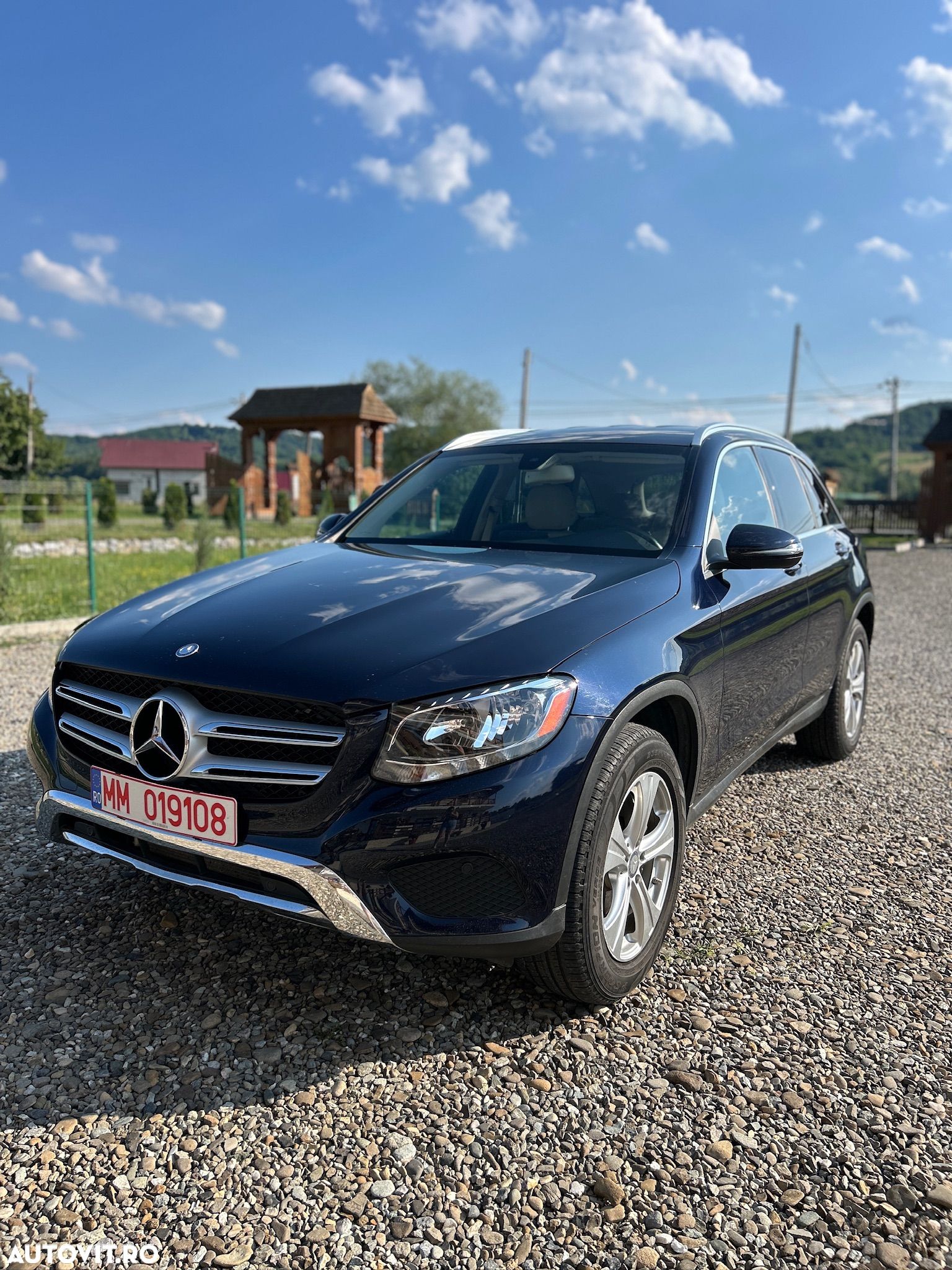 Mercedes-Benz GLC 300 4Matic 9G-TRONIC AMG Line - 1