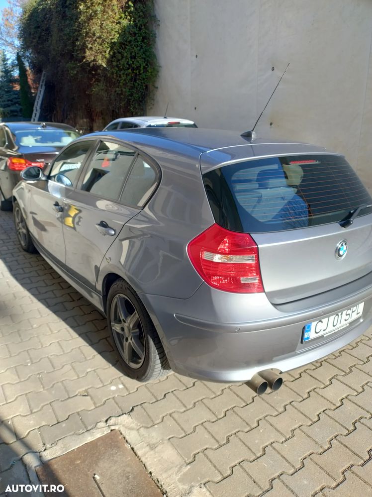BMW Seria 1 118i Edition Sport - 8