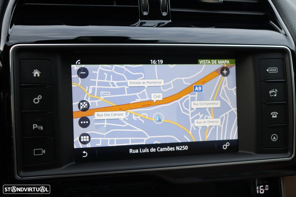 Jaguar XE 2.0 D Prestige Aut. - 13