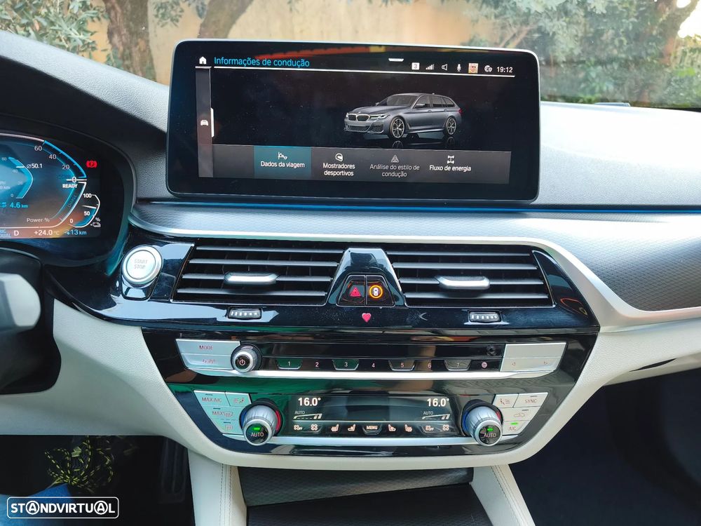 BMW 530 e Pack Desportivo M - 21