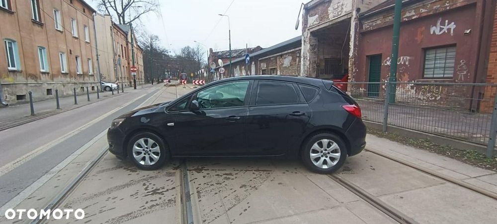 Opel Astra - 3