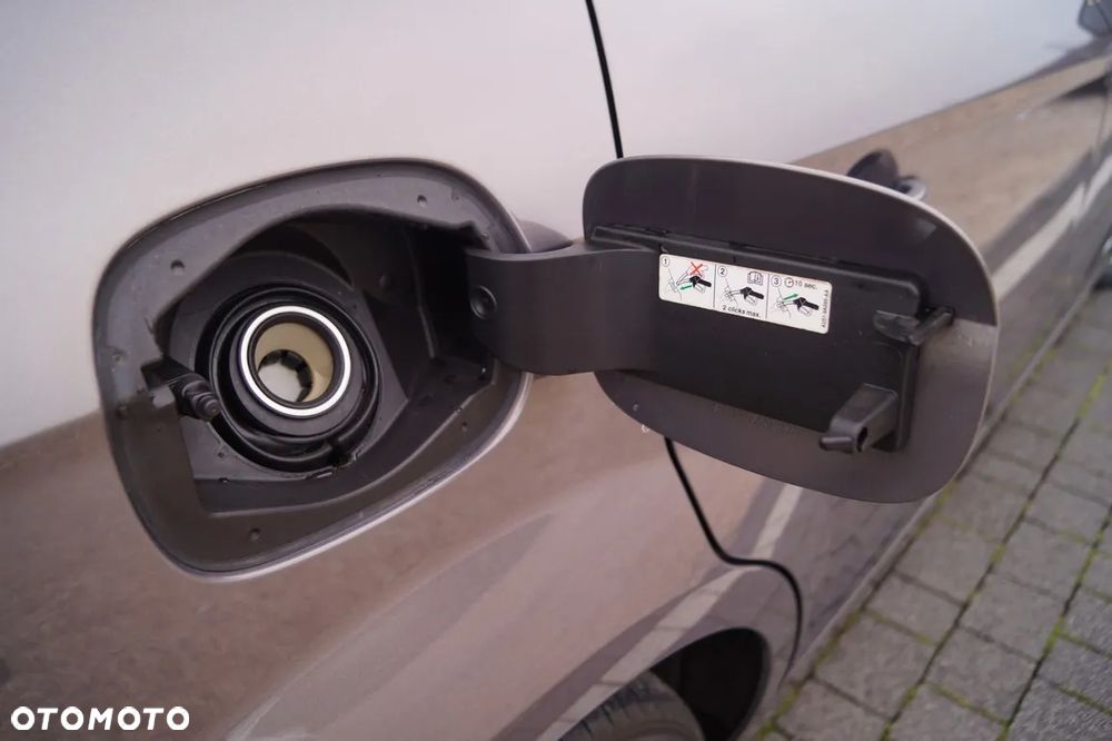 Ford Mondeo 1.6 TDCi Ambiente - 32