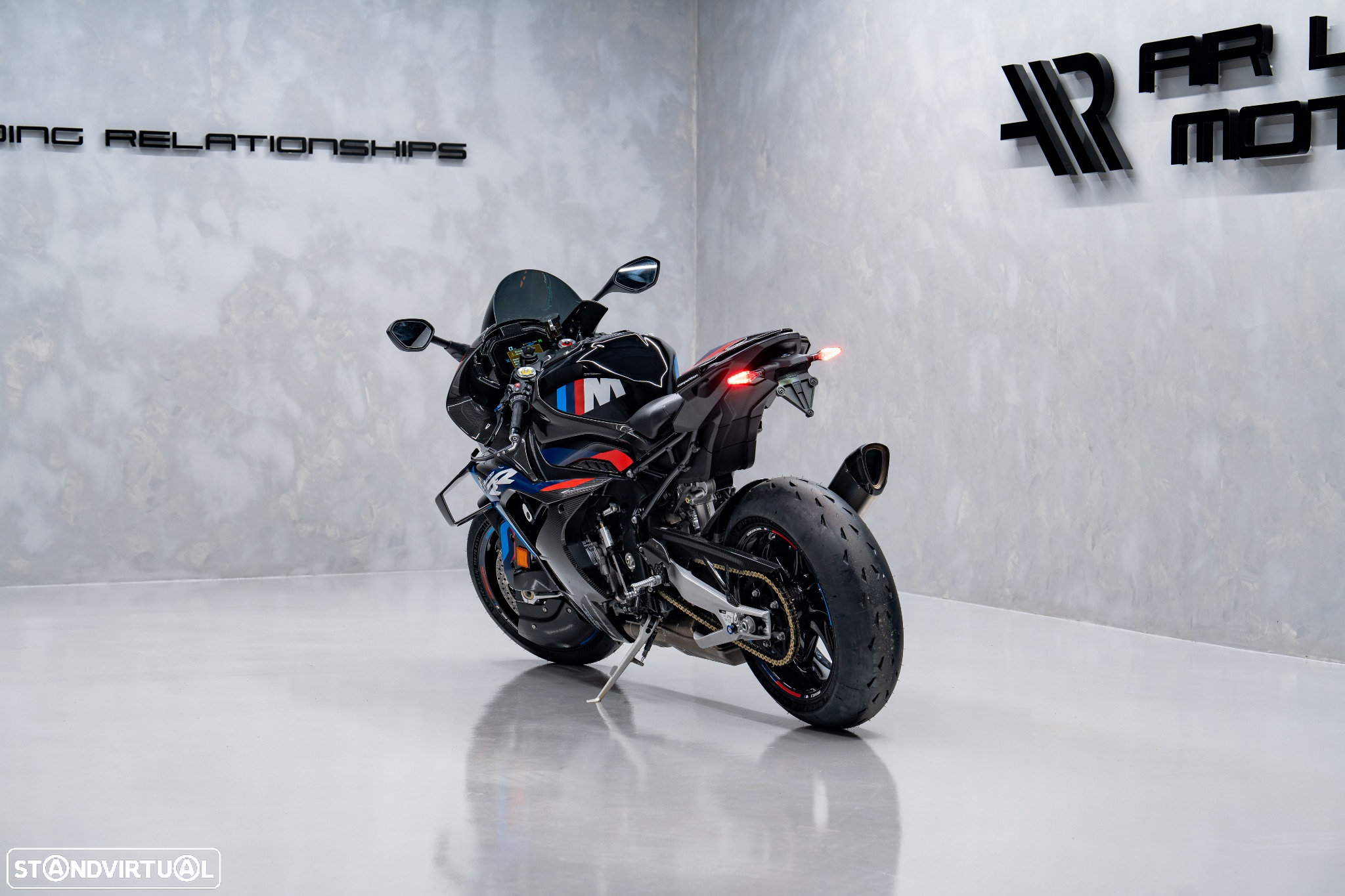 BMW M 1000 RR - 15