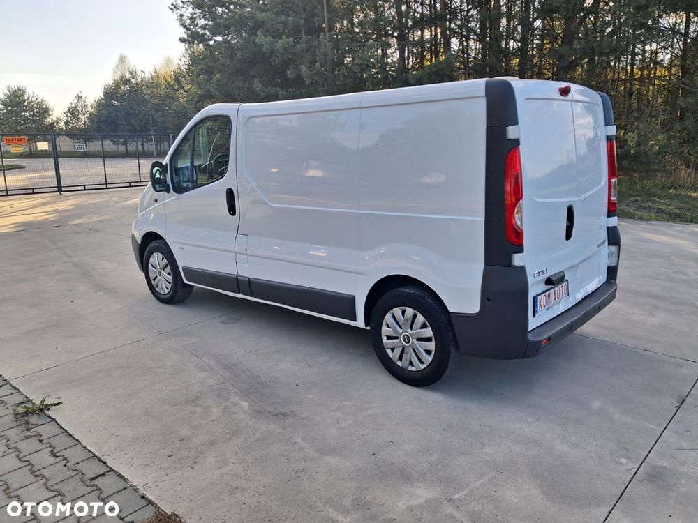 Opel Vivaro - 6