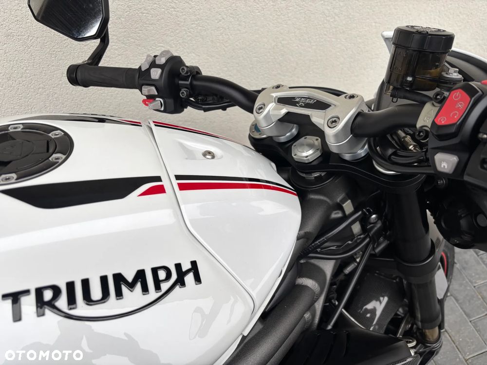 Triumph Speed Triple - 11